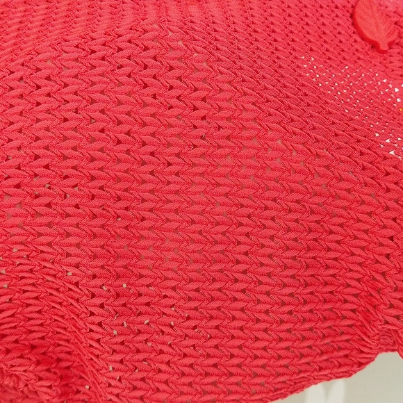 Miss Dorby Petites Vintage Bright Coral-Red Top With Leaf Buttons - Picture 7 of 10